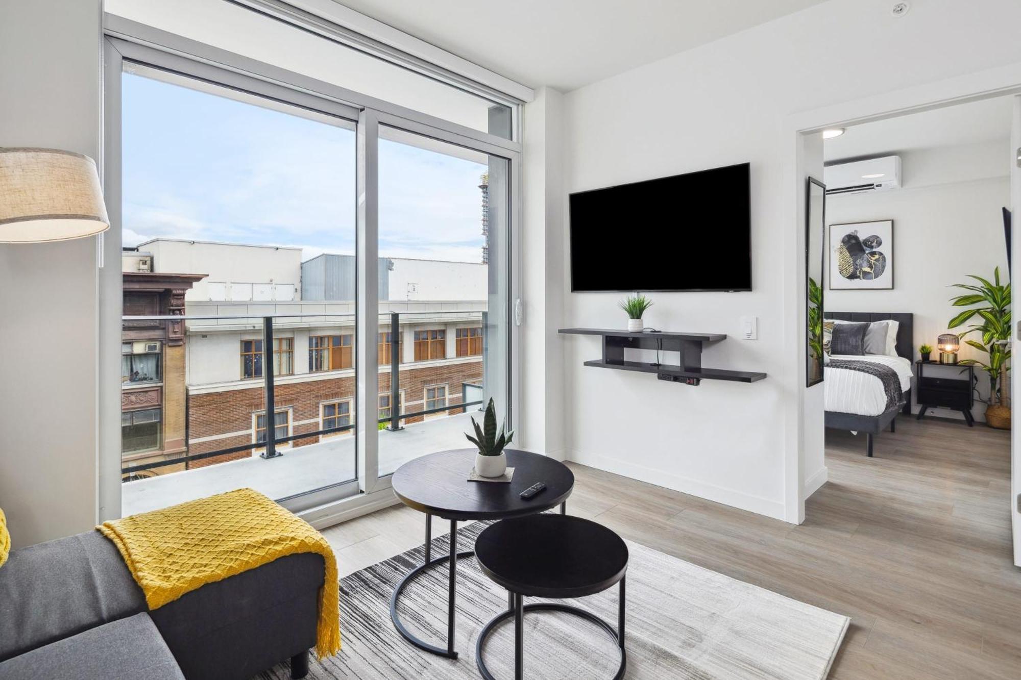Brand New City Apt In Downtown バンクーバー エクステリア 写真