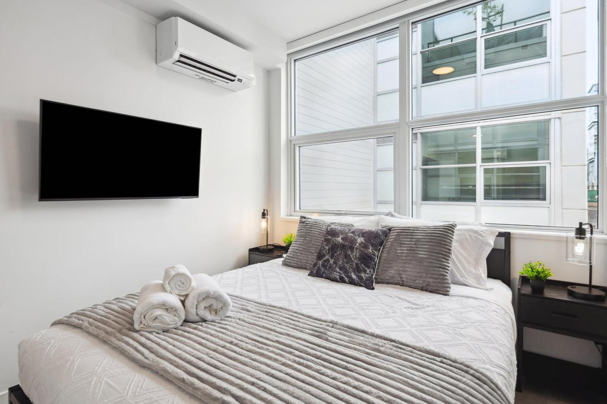 Brand New City Apt In Downtown バンクーバー エクステリア 写真